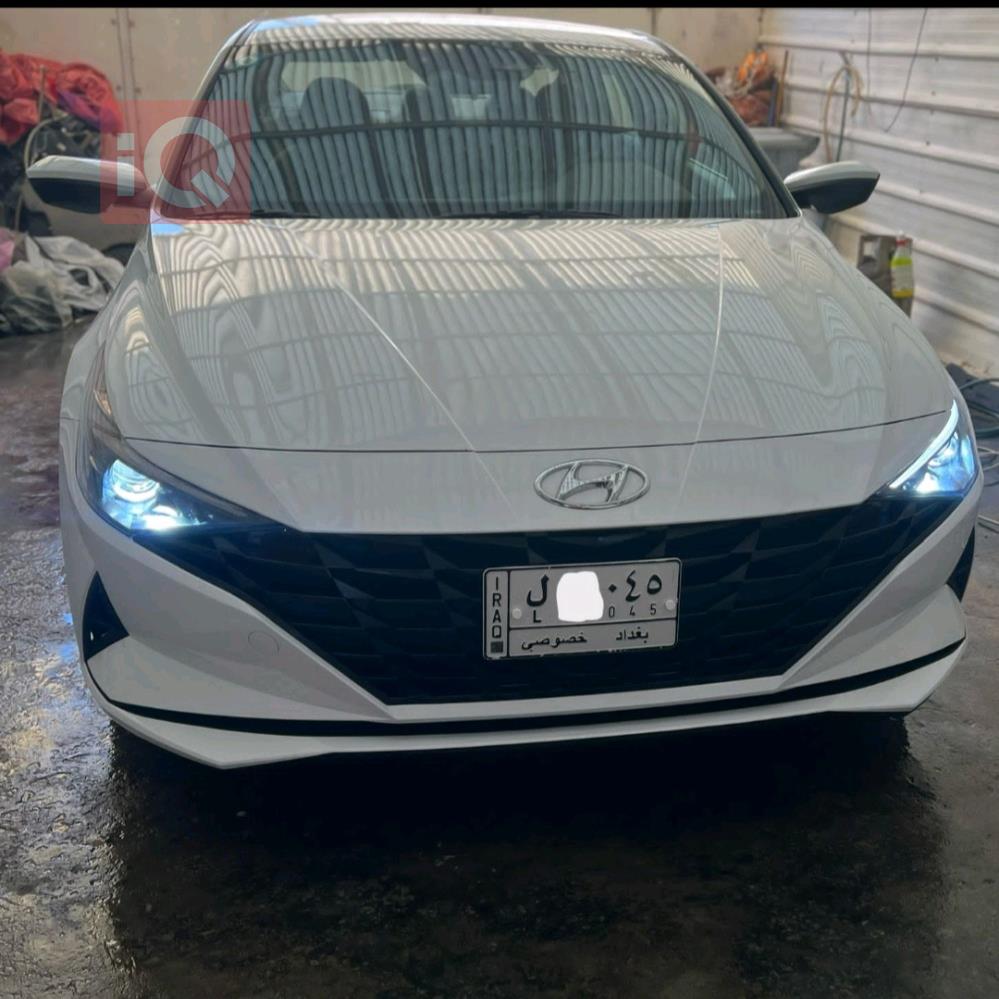هیوندای ئەلەنترا